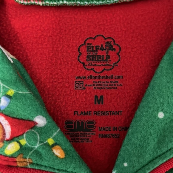 Elf on the Shelf Youth 2 Piece Sleepwear - Picture 2 of 8